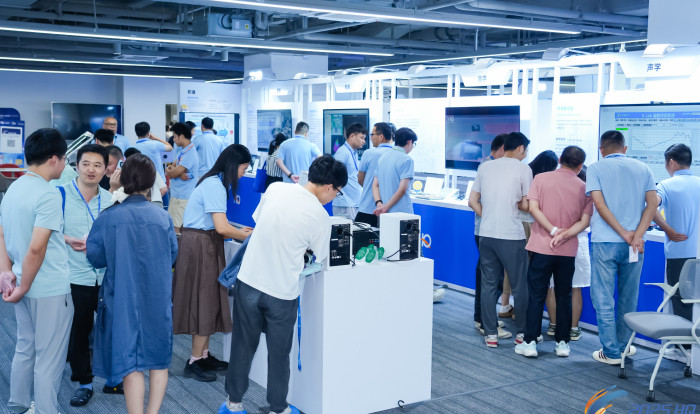 首页-玛雅吧-「品质引领发展,专注成就未来」